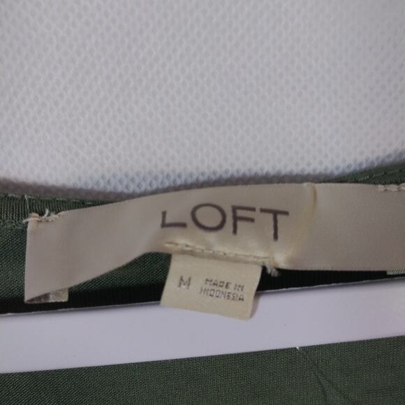 LOFT Solid Green Short Sleeve Casual Oversized Stretch Pullover Shirt Size M - Picture 5 of 8